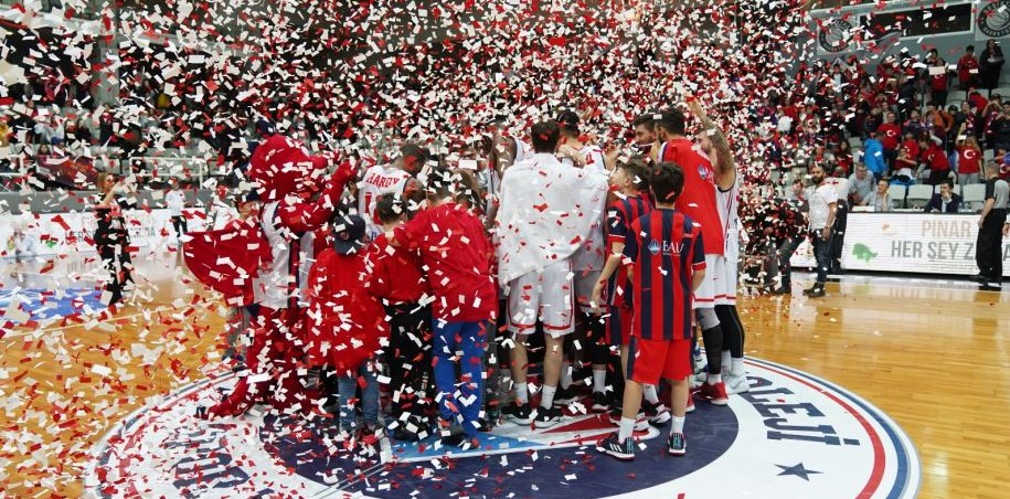 BAHÇEŞEHİR KOLEJİ İKİNCİ TURA ''LİDER'' OLARAK ÇIKIYOR