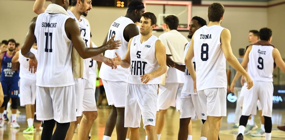 GLORIA CUP: ANADOLU EFES 90-84 TOFAŞ