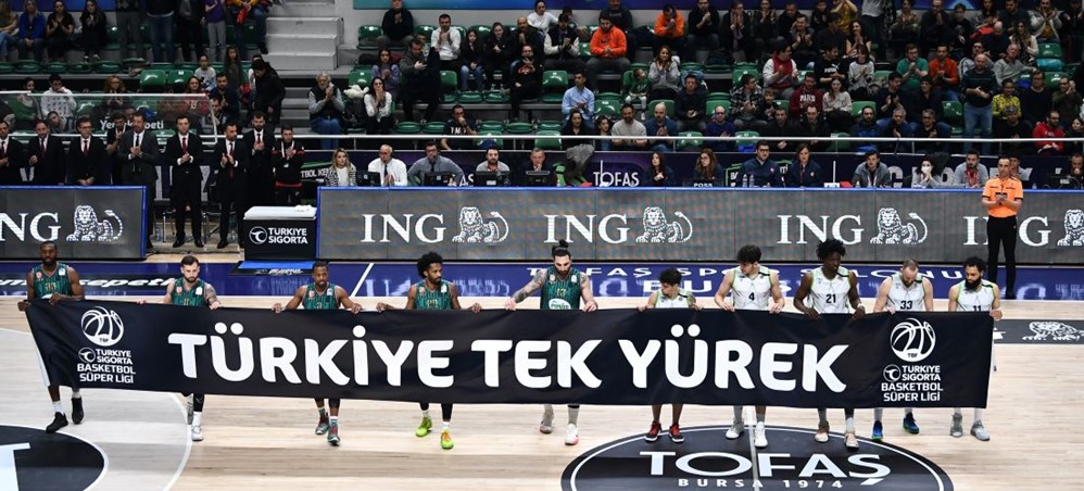 TOFAŞ (81) - PINAR KARŞIYAKA (86)